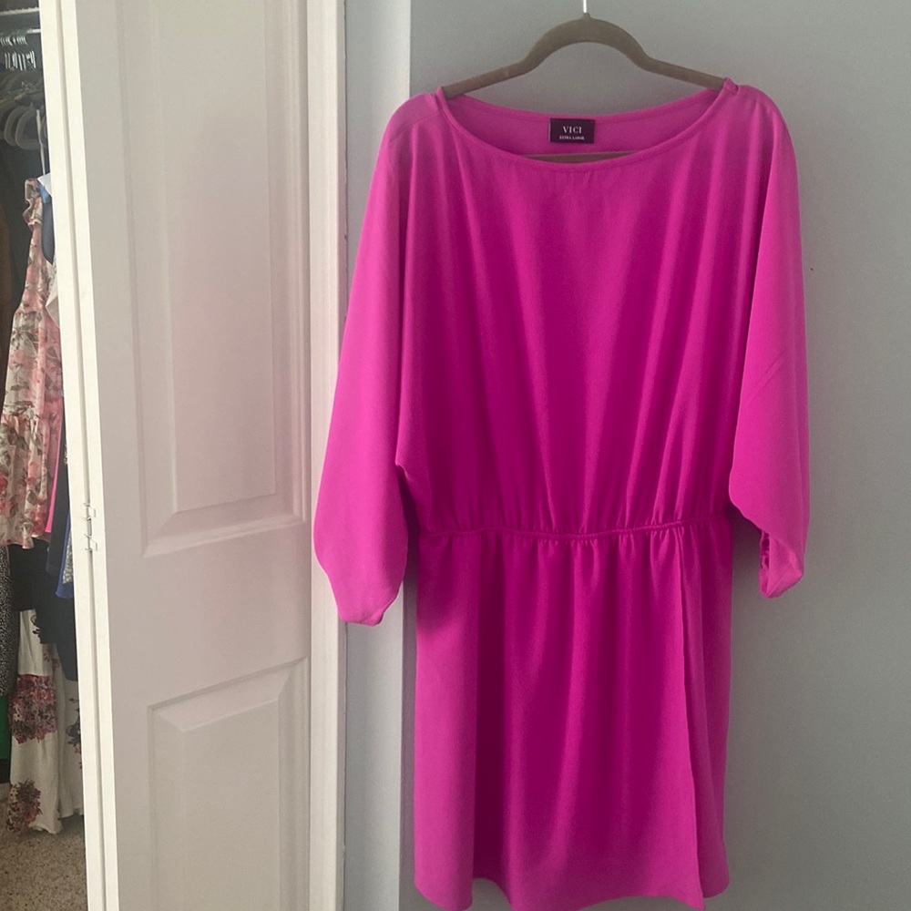 Vici Fuchsia balloon sleeve dress